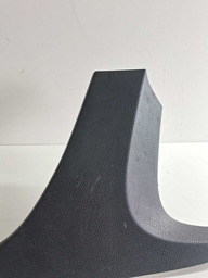 ACABAMENTO INTERNO DIREITO AZERA 2012 A 2016 DETALHE USO 