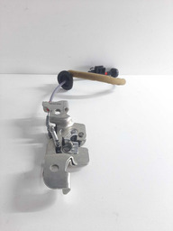 FECHADURA TRAVA BANCO TRASEIRO DIREITO AZERA 2012 A 2016