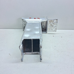 SUPORTE DIREITO ALMA PARACHOQUE DIANT BMW X3 2003 A 2011