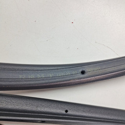 BORRACHA PORTA DIANTEIRA DIREITA (CARROCERIA) AZERA 12 A 17