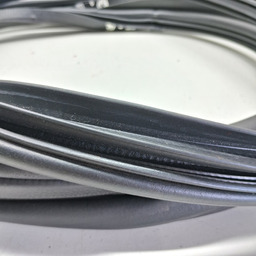 BORRACHA CARROCERIA DIANTEIRA ESQUERDA AZERA 3.0 2012 A 16