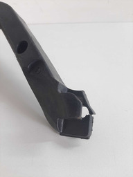 SUPORTE DEFLETOR DIREITO AZERA 2012 A 2016 DETALHE