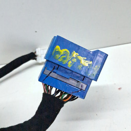 CHICOTE FORRO PORTA DIANTEIRA ESQUERDA AZERA 3.0 2012 A 16