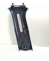 MOLDURA SUPERIOR COLUNA CENTRAL DIR SANDERO LOGAN 2016 A 23