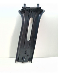 MOLDURA SUPERIOR COLUNA CENTRAL ESQ SANDERO LOGAN 2016 A 23