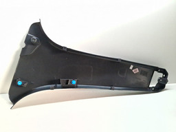 ACABAMENTO INFERIOR COLUNA CENTRAL DIREITO SANDERO 2016 A 23