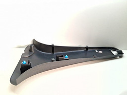 ACABAMENTO INFERIOR COLUNA CENTRAL DIREITO SANDERO 2016 A 23