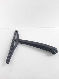 BRAÇO LIMPADOT TRASEIRO RENAULT SANDERO 16 A 23 DETALHE USO