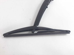 BRAÇO LIMPADOT TRASEIRO RENAULT SANDERO 16 A 23 DETALHE USO