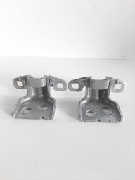 Dobradiça Dianteira Direita Renault Sandero 2016 2017 A 23