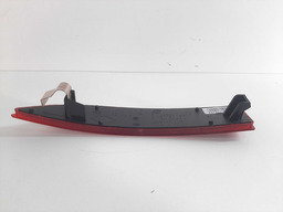 REFLETOR DIREITO PARACHOQUE TRASEIRO SANDERO 2016 A 2023