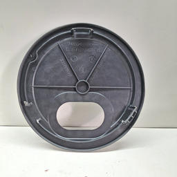 TAMPA BOMBA COMBUSTÍVEL SANDERO LOGAN 2016 A 2023 DETALHE 