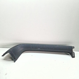 ACABAMENTO LATERAL TAMPA TRASEIRA ESQ DISCOVERY 3 2006 A 09