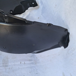 PARABARRO TRASEIRO DIREITO KIA OPIRUS 3.8 2007 2008 DETALHE