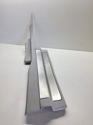 SOLEIRA TRASEIRA ESQUERDA KIA OPIRUS 3.8 2007 2008 