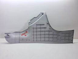 ACABAMENTO TRASEIRO LADO DIREITO KIA OPIRUS 3.8 2007 2008