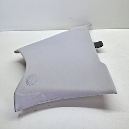 ACABAMENTO COLUNA TRASEIRA LADO ESQ KIA OPIRUS 2007 2008