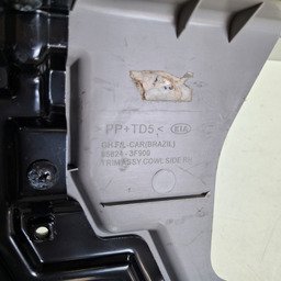 ACABAMENTO SOLEIRA LADO DIREITO KIA OPIRUS 3.8 2007 2008 