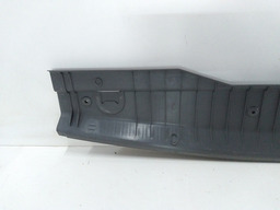 MOLDURA INFERIOR PORTA MALA CHEVROLET MERIVA 2003 A 2012 