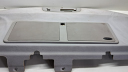 TAMPÃO BAGAGITO KIA OPIRUS 3.8 2007 2008 DETALHE