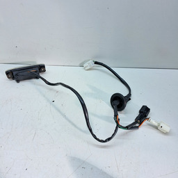 LUZ PLACA TRAS DIR KIA OPIRUS 3.8 2007 2008 