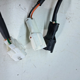 LUZ PLACA TRAS DIR KIA OPIRUS 3.8 2007 2008 