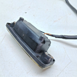 LUZ PLACA TRAS DIR KIA OPIRUS 3.8 2007 2008 