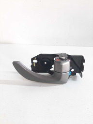 Maçaneta Interna Dianteira Direita Opirus 2008 Detalhe Uso