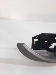 MAÇANETA INTERNA DIANTEIRA DIREITA OPIRUS 2008 DETALHE USO