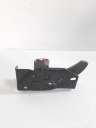 MAÇANETA INTERNA DIANTEIRA DIREITA OPIRUS 2008 DETALHE USO