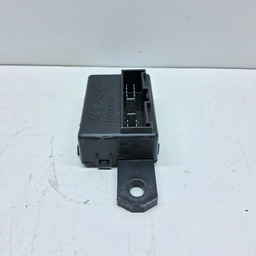 MODULO CENTRAL BANCO TRASEIRO KIA OPIRUS 3.8 V6 2007 2008 