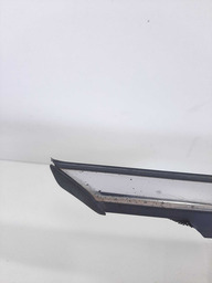 PESTANA EXTERNA DIANTEIRA DIREITA OPIRUS 2008 DETALHE USO 