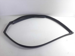 BORRACHA CANALETA VIDRO DIANTEIRA DIREITA KIA OPIRUS 2008