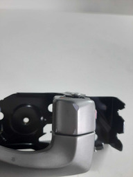 MAÇANETA INTERNA TRASEIRA DIREITA OPIRUS 2008 DETALHE USO