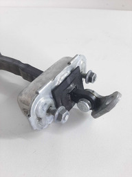 LIMITADOR PORTA TRASEIRA DIREITA KIA OPIRUS 2008  