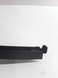 GUIA CANALETA VIDRO TRASEIRO DIREITO KIA OPIRUS 2008    