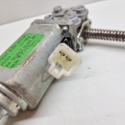 MOTOR DESLIZANTE ASSENTO DIREITO KIA OPIRUS 3.8 2007 2008 