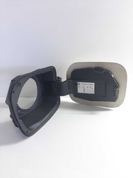 PORTINHOLA RENAULT CAPTUR 2017 A 2020 PEQUENO DETALHE USO