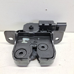 FECH TAMPA TR. LOGAN SANDERO DUSTER CAPTUR FLUENCE ZOE KICKS