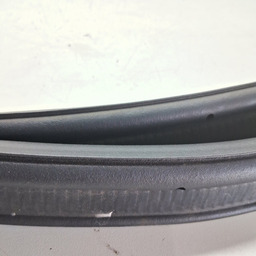 BORRACHA TAMPA TRASEIRA RENAULT SANDERO 2019 A 2023