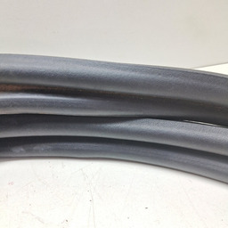 BORRACHA TAMPA TRASEIRA RENAULT SANDERO 2019 A 2023