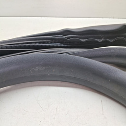 BORRACHA PORTA TRASEIRA ESQUERDA (CARROCERIA) SANDERO 2015/