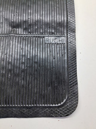 TAPETE DIANTEIRO DIREITO UNIVERSAL 