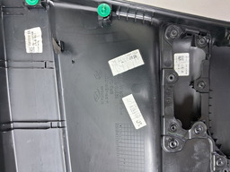 FORRO PORTA DIANTEIRA ESQUERDA HB20 2020/ DETALHES DE USO 