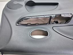 FORRO PORTA DIANTEIRA ESQUERDA NISSAN MARCH 1.0 2015 A 2020