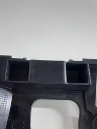 SUPORTE GUIA PARACHOQUE TRASEIRO ESQUERDO SANDERO 2016 A 23