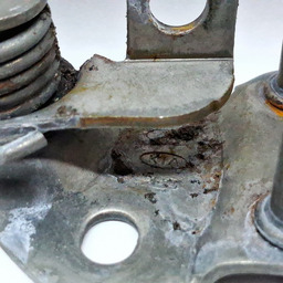 BATENTE TAMPA TRASEIRA KIA OPIRUS 3.8 2007 2008 