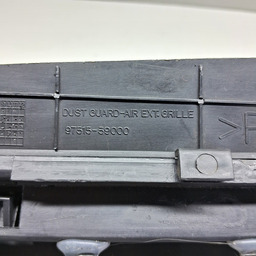 GRADE SAIDA AR CARROCERIA KIA OPIRUS 3.8 V6 2007 2008 DETAL