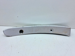 MOLDURA ACABAMENTO TRAS DIR KIA OPIRUS 3.8 2007 2008 DETALHE