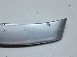 MOLDURA ACABAMENTO TRAS DIR KIA OPIRUS 3.8 2007 2008 DETALHE